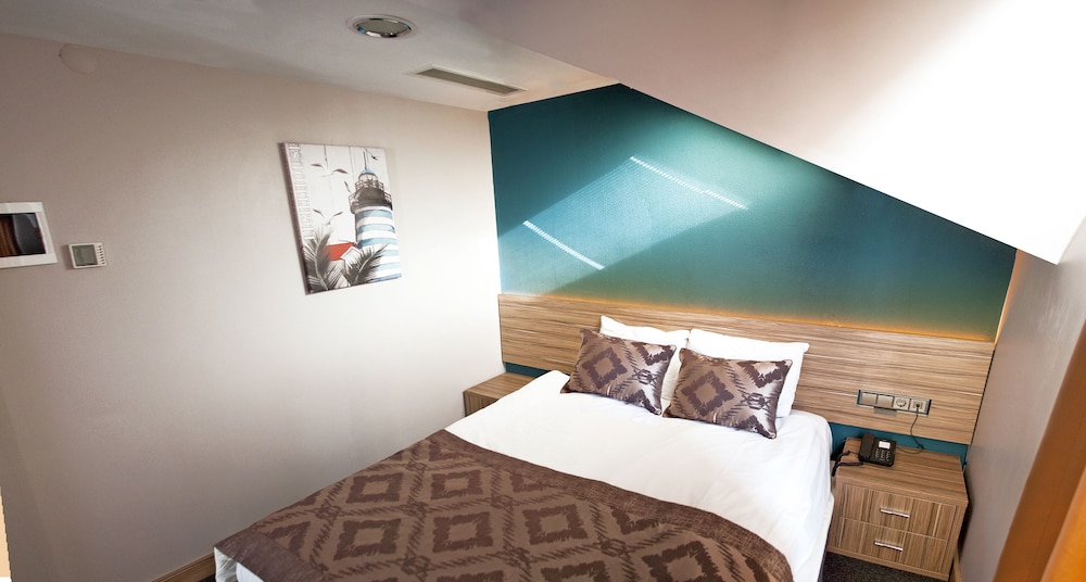 The Rise Aron Business Hotel Merter 22/58