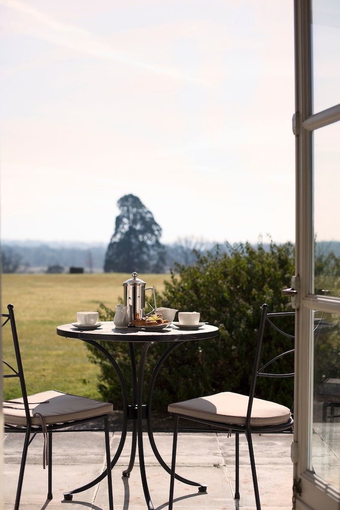 Buxted Park Hotel 42/49