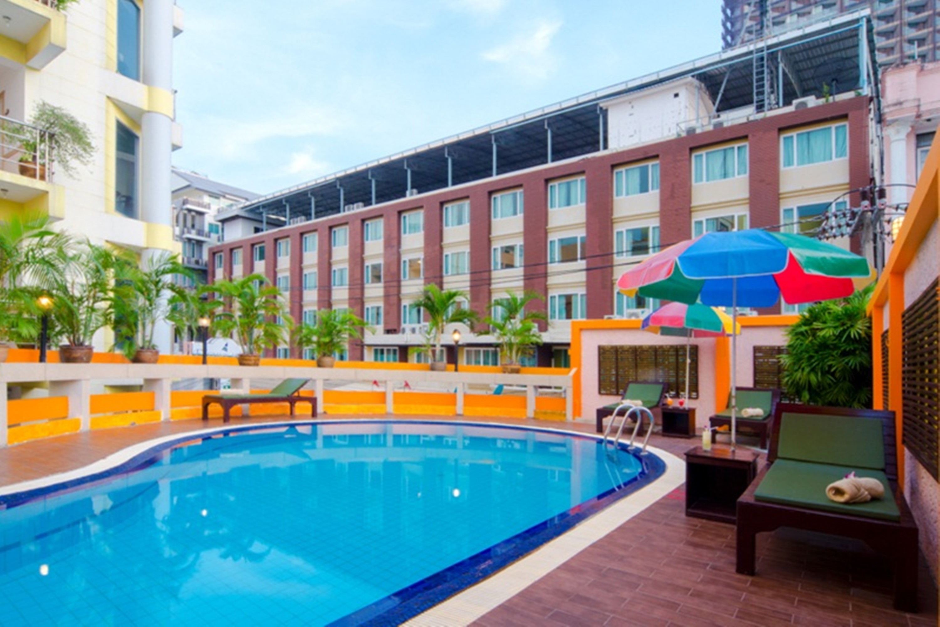 Eastiny Inn Hotel in PATTAYA