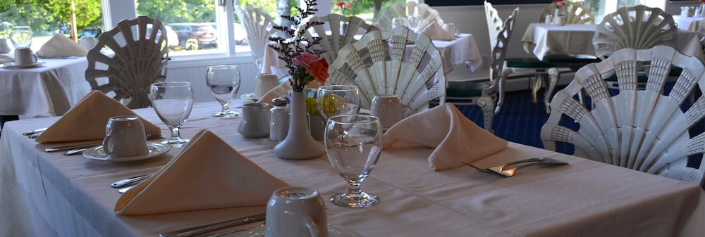 Stafford s Bay View Inn 38/50