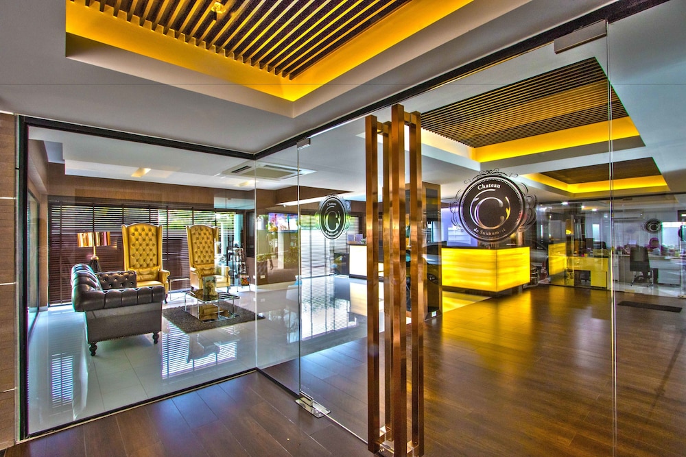 Chateau de Sukhumvit 39/52