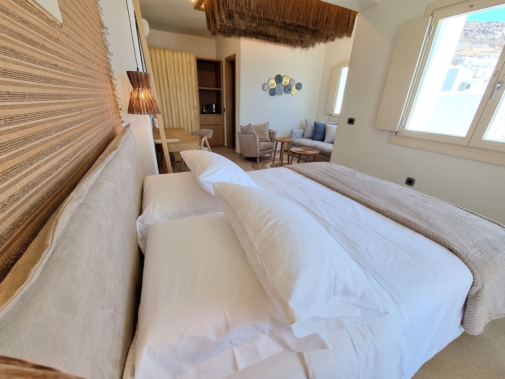 Life Suites 5/41