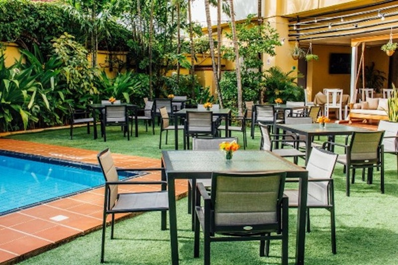 Sea Cliff Court Hotel Luxury Apartments 12/16