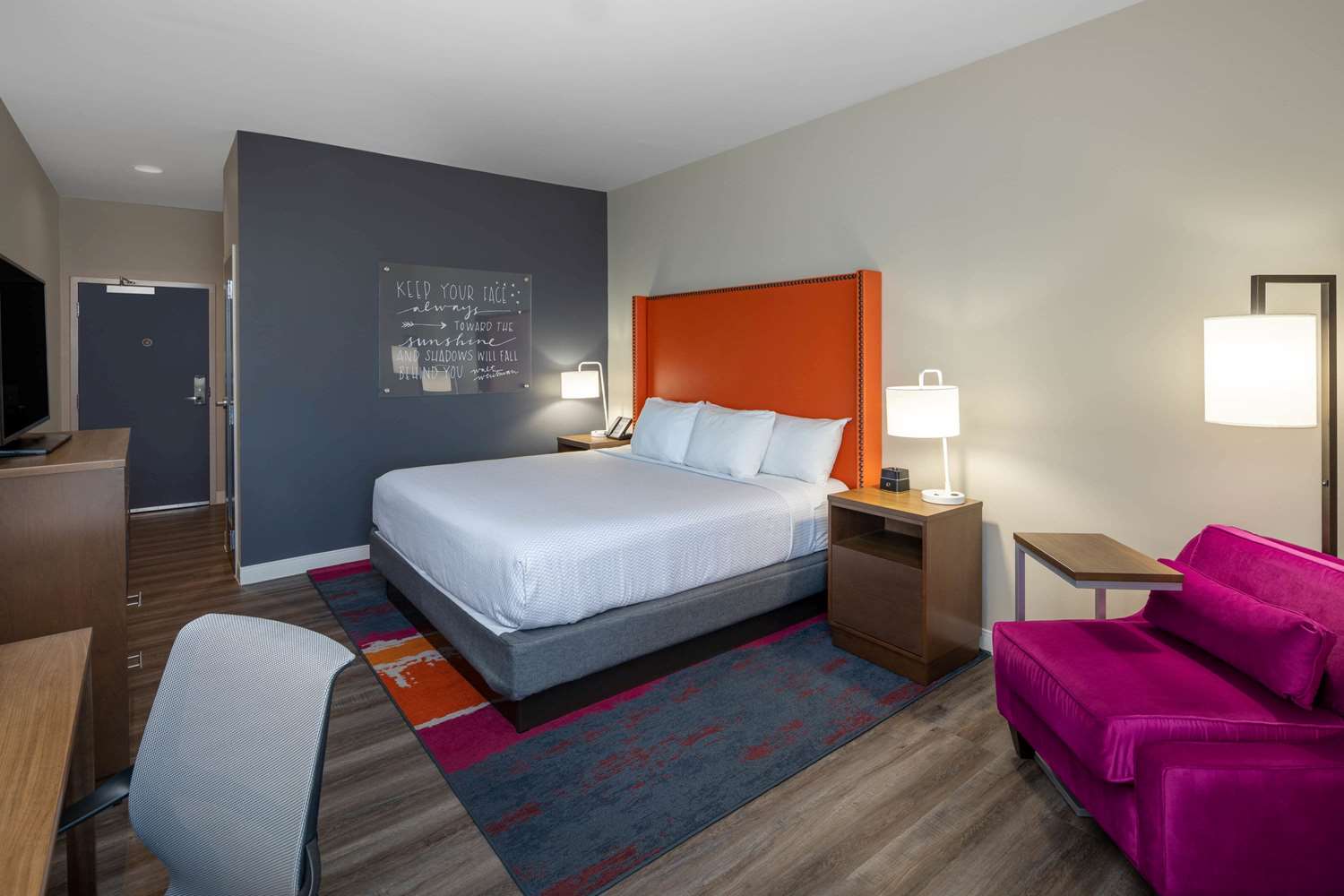 La Quinta Inn & Suites by Wyndham Greensboro Arpt High Point 15/52