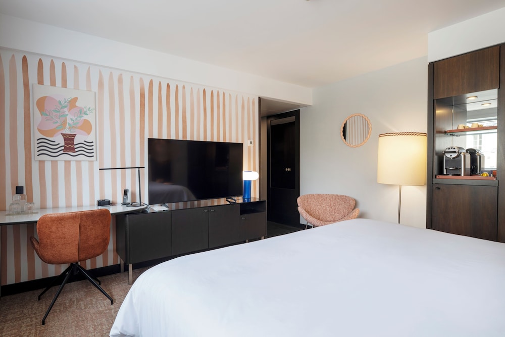Room, Queen Bed, Garden View 10/10