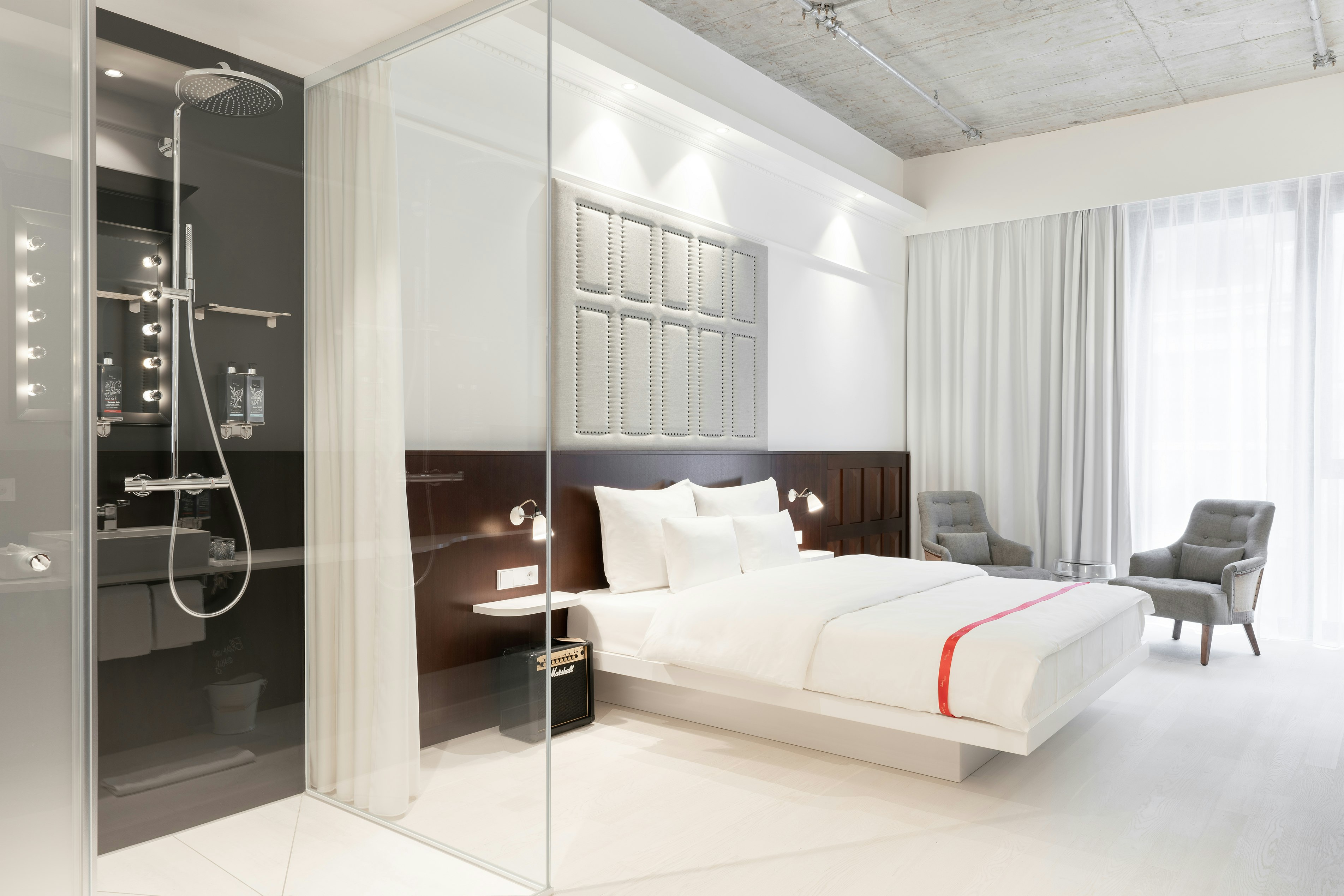 Ruby Louise Hotel 13/50