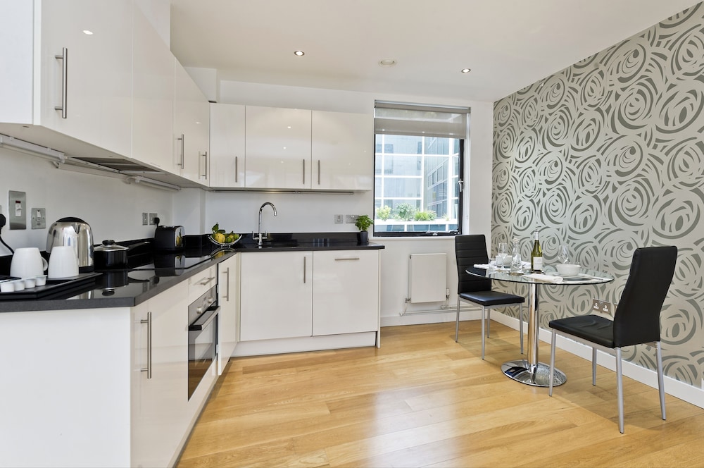 Red Lion Court by City2Stay 23/41