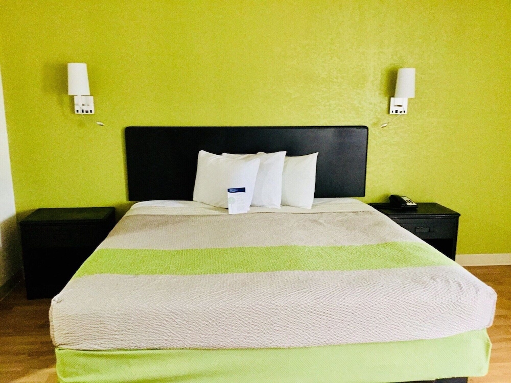 Motel6 Augusta, KS 28/37