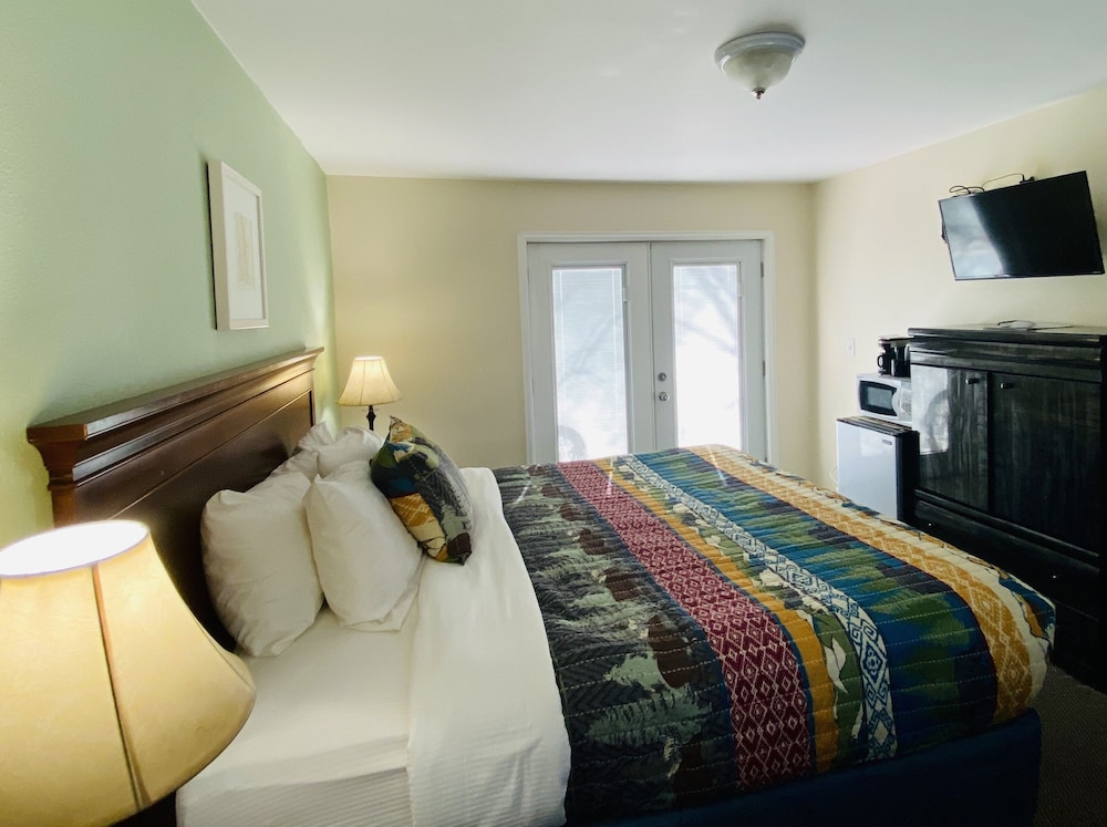 Salida Inn & Monarch Suites 16/78