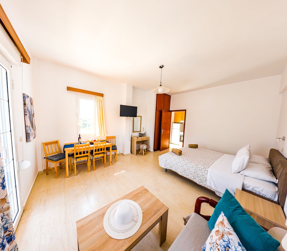 Anna-Ageliki Apartments 36/50