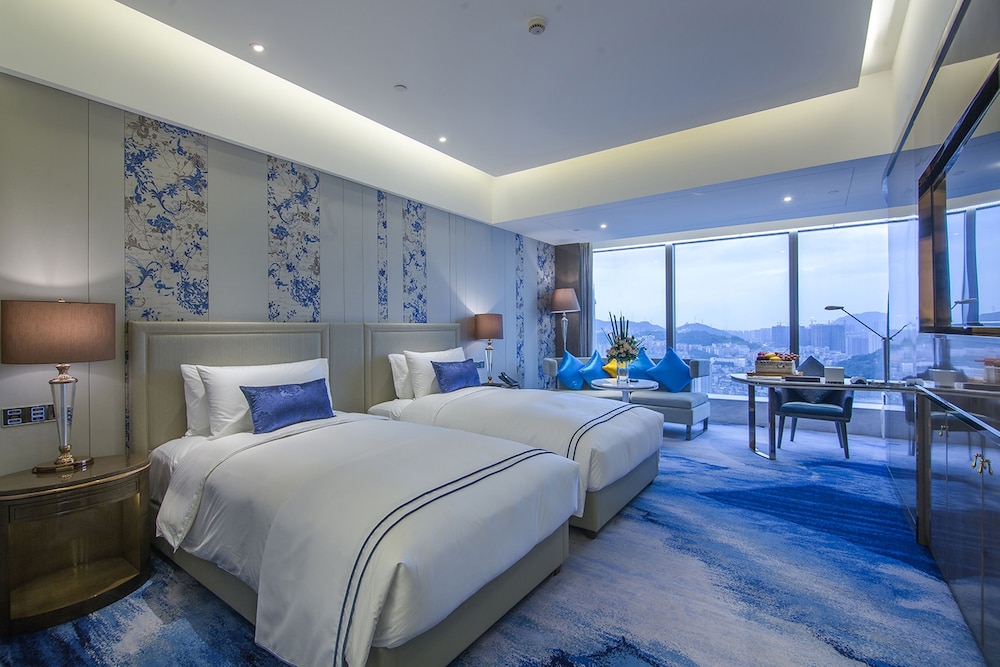 SOFITEL GUIYANG HUNTER 17/54