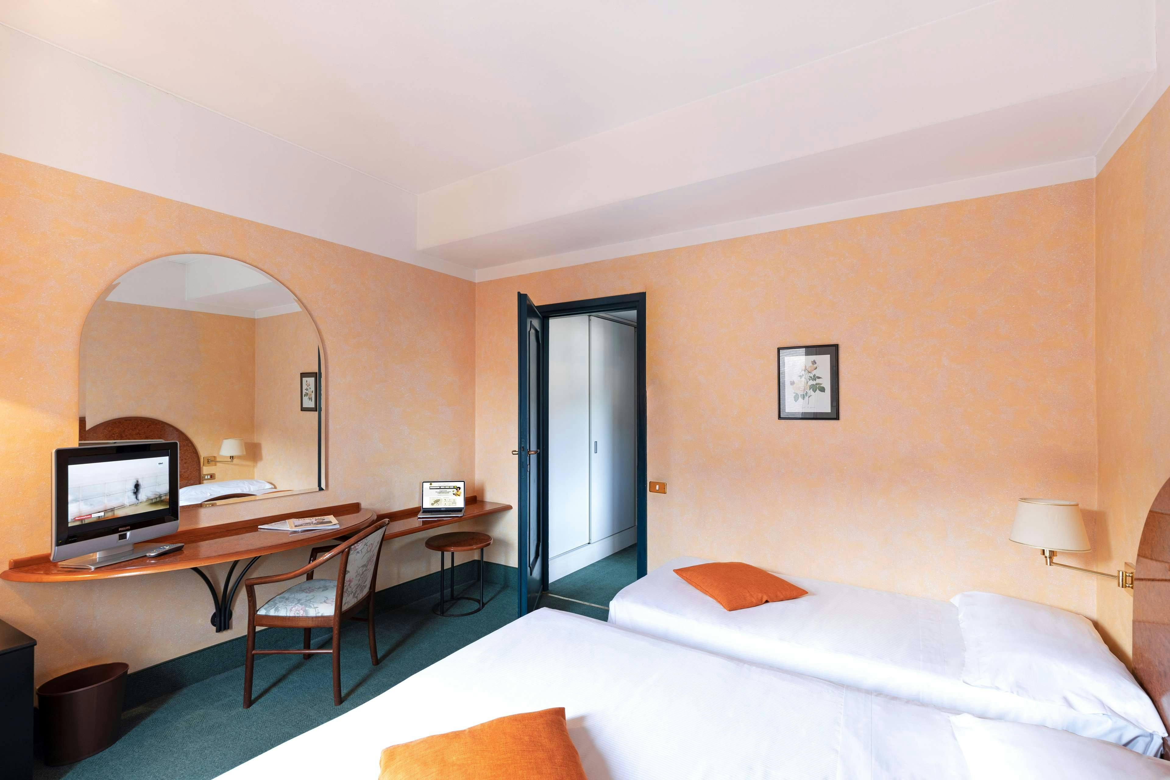 B&B Hotel Como City Center 4/25