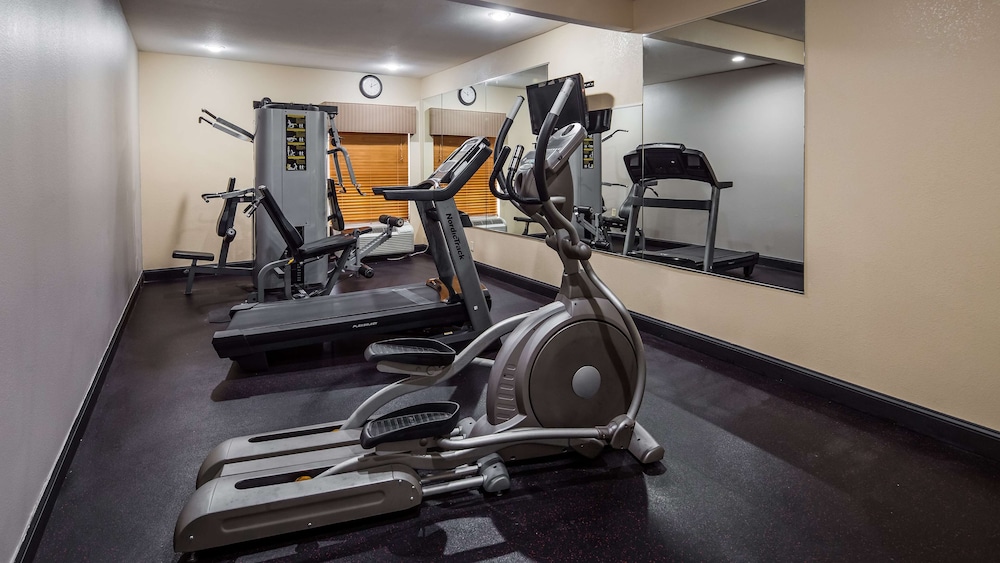Best Western Plus Kansas City Airport-Kci East 28/43