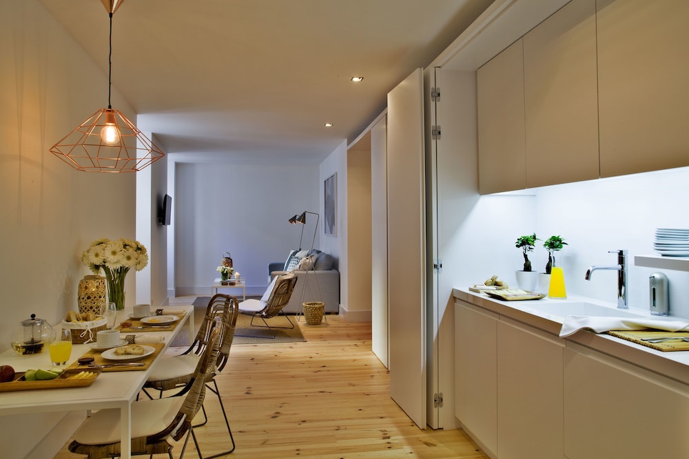 Lisbon Five Stars Apartments Combro 77 28/37