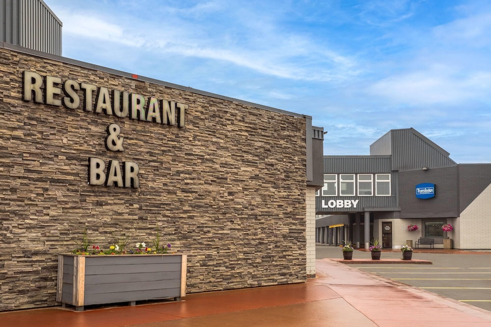 Travelodge by Wyndham Grande Prairie 43/46