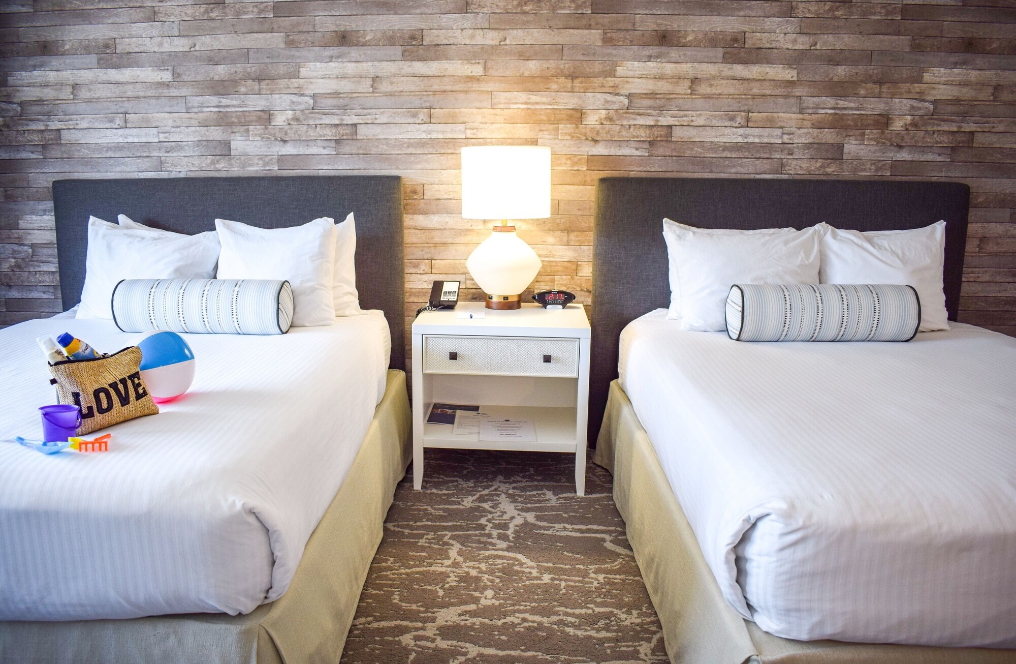 ROOM, 2 QUEEN BEDS, BALCONY, PARK SIDE