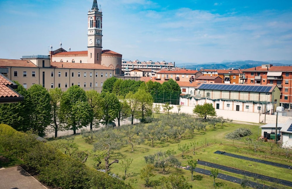 Sth Verona 41/49