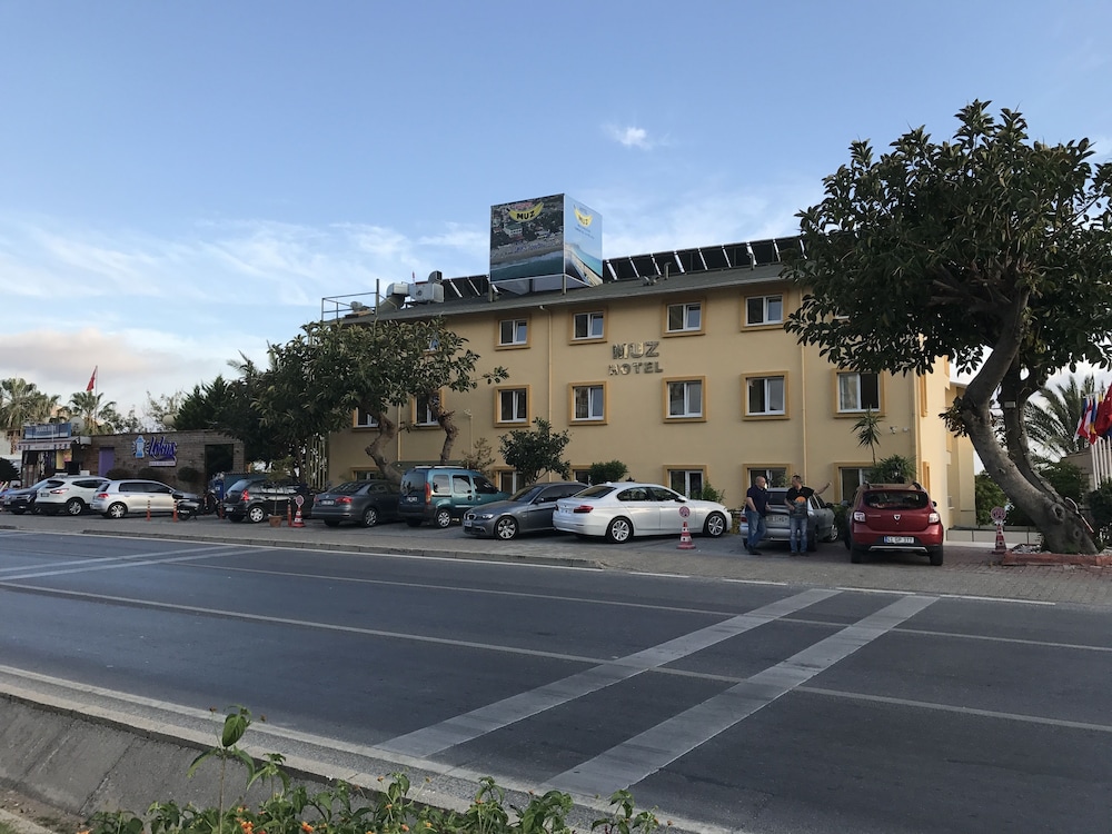 Muz Hotel 37/47