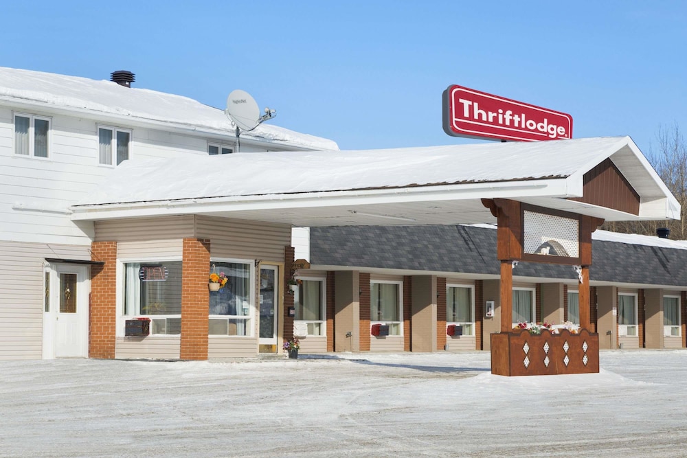 Thriftlodge Cochrane South 2/40