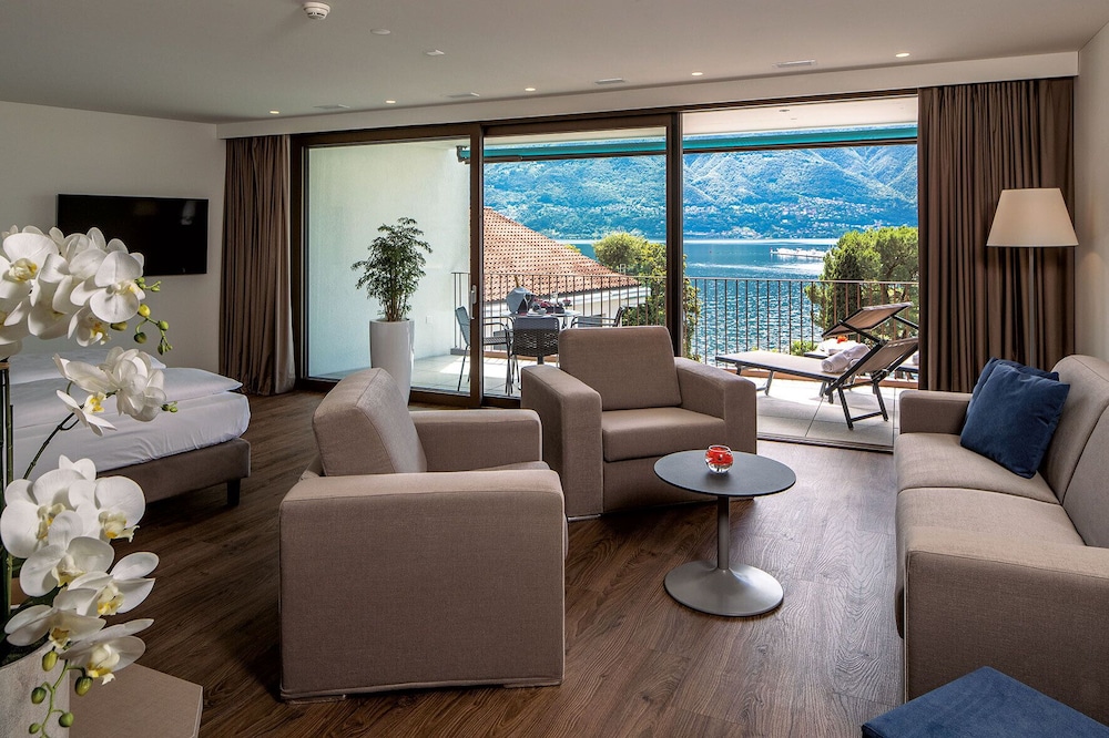 Hotel And Lounge Lago Maggiore 29/50