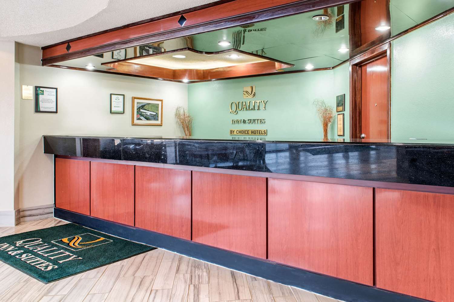 Quality Inn Suites Miamisburg 4/35