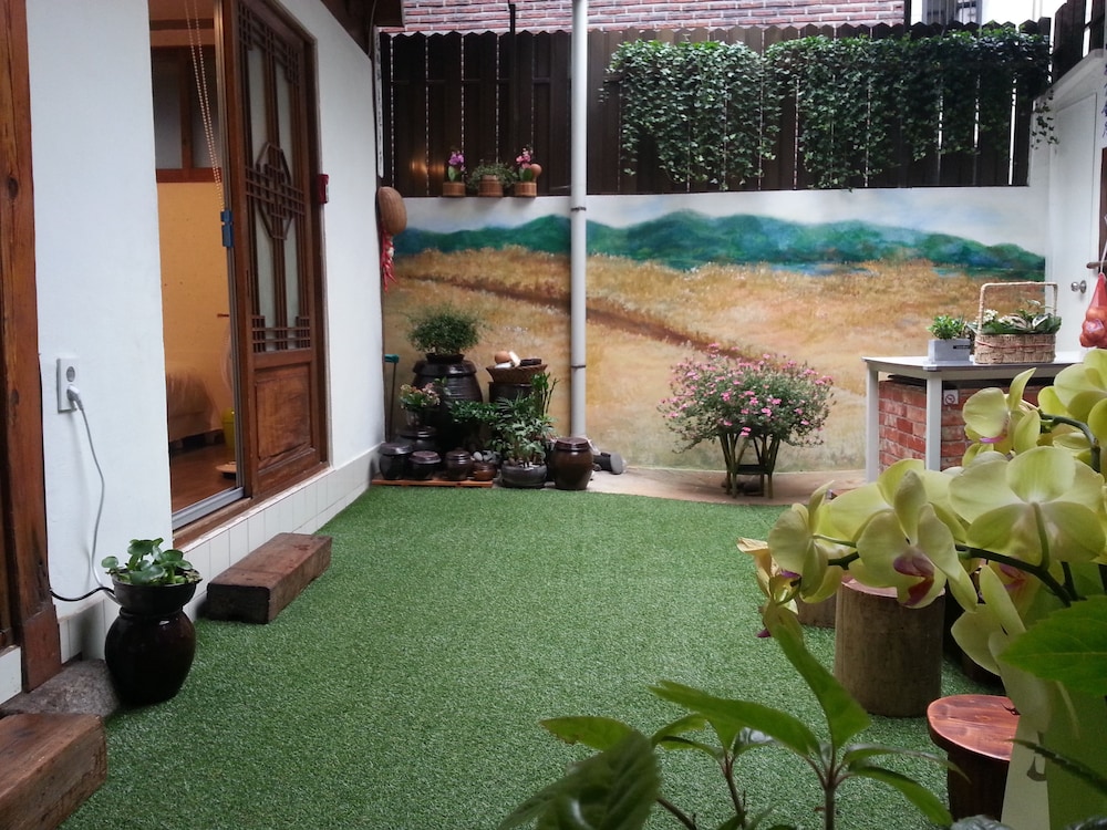 Punggyeong Korea Traditional House 22/23