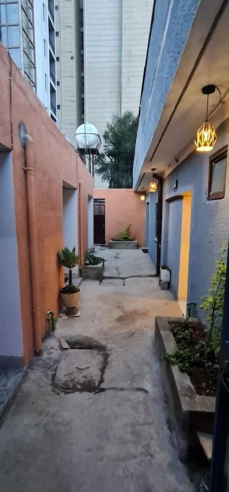 Lucy Guest House B&B 20/32