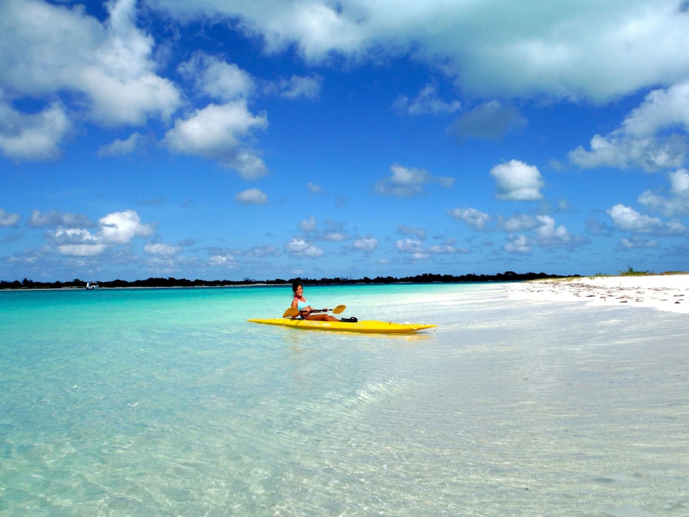 The Meridian Club on Pine Cay 45/48