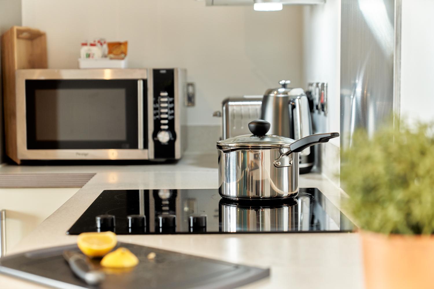VIZION SERVICED APARTMENTS 21/50