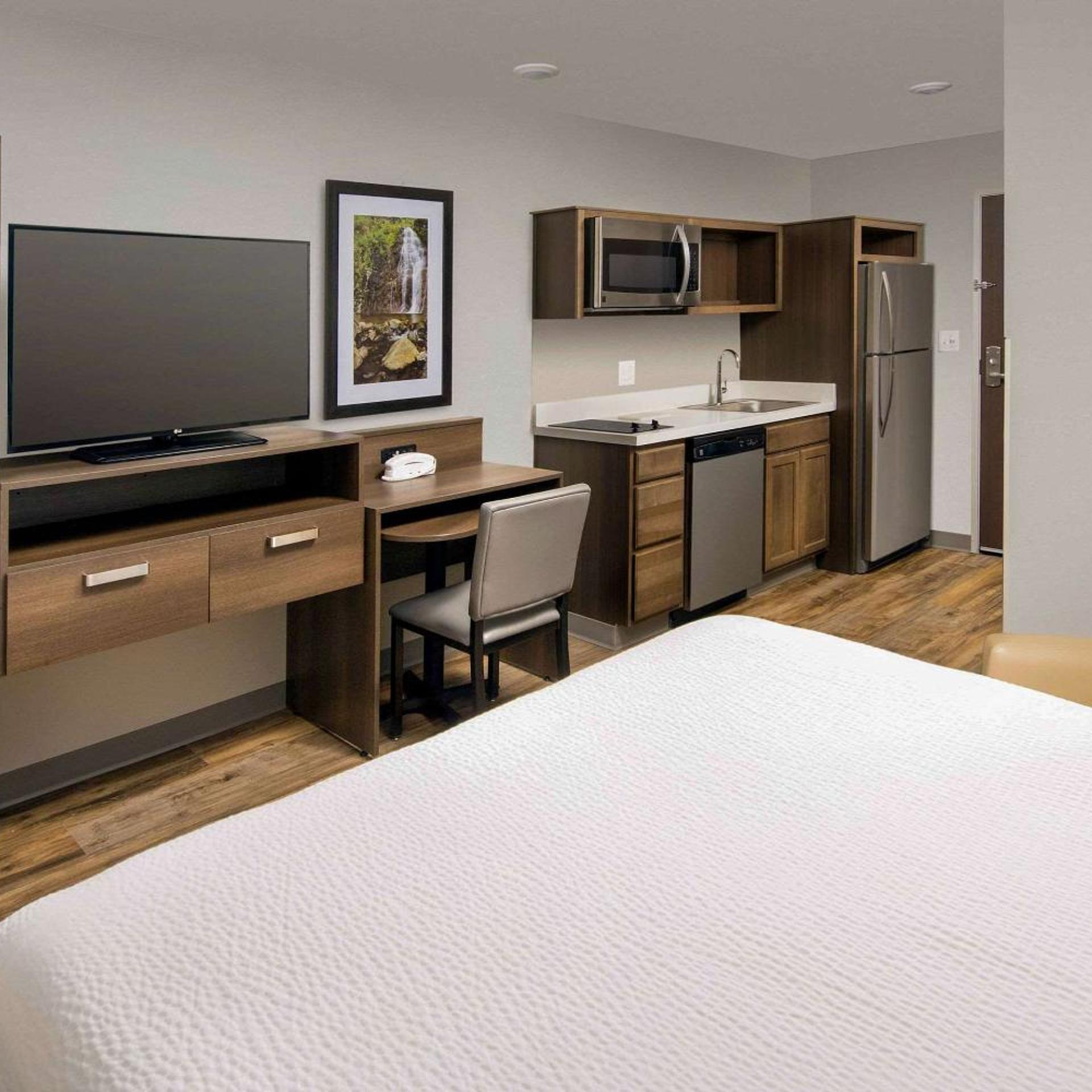 WoodSpring Suites Cherry Hill 10/24