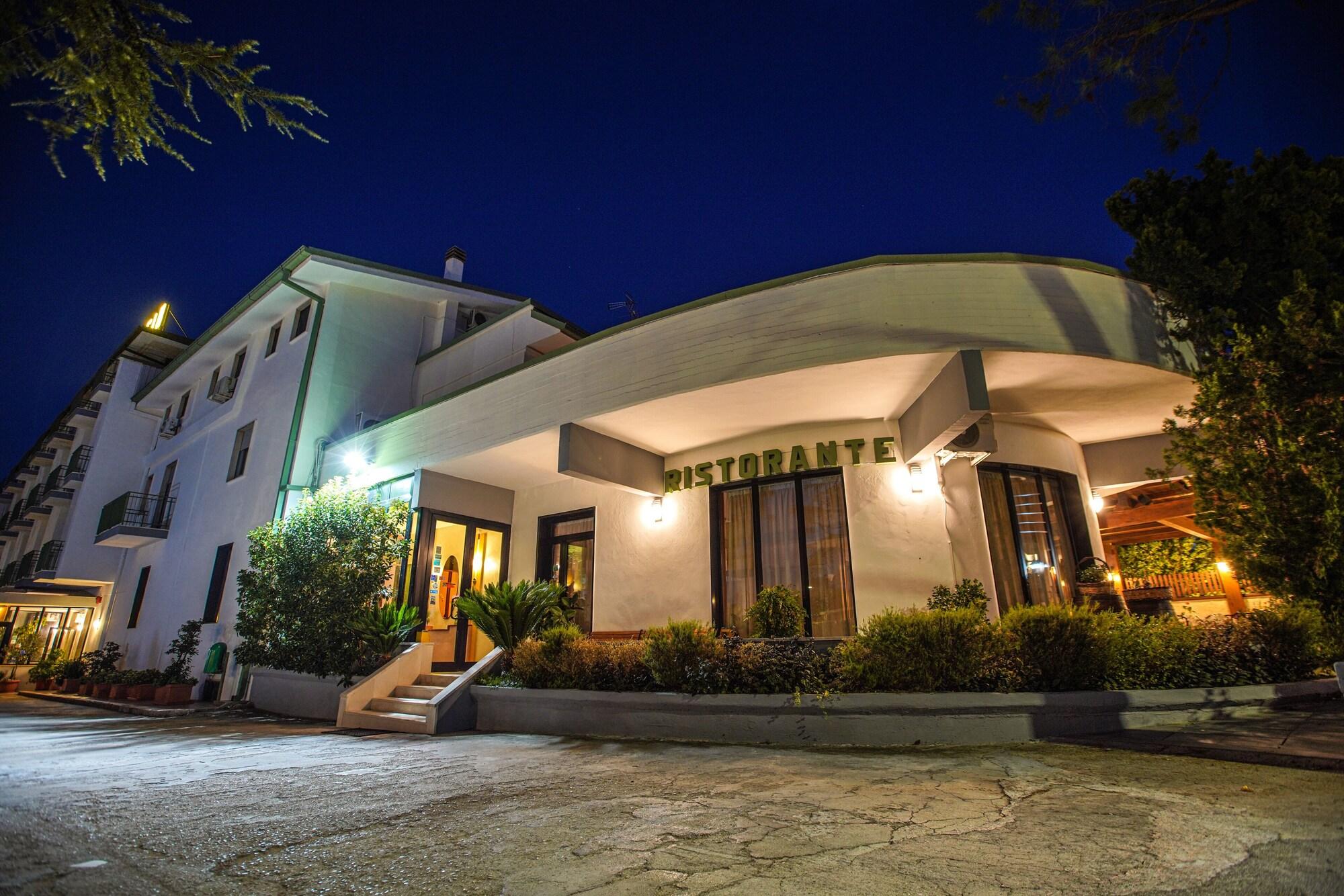 Hotel Murgia 1/33