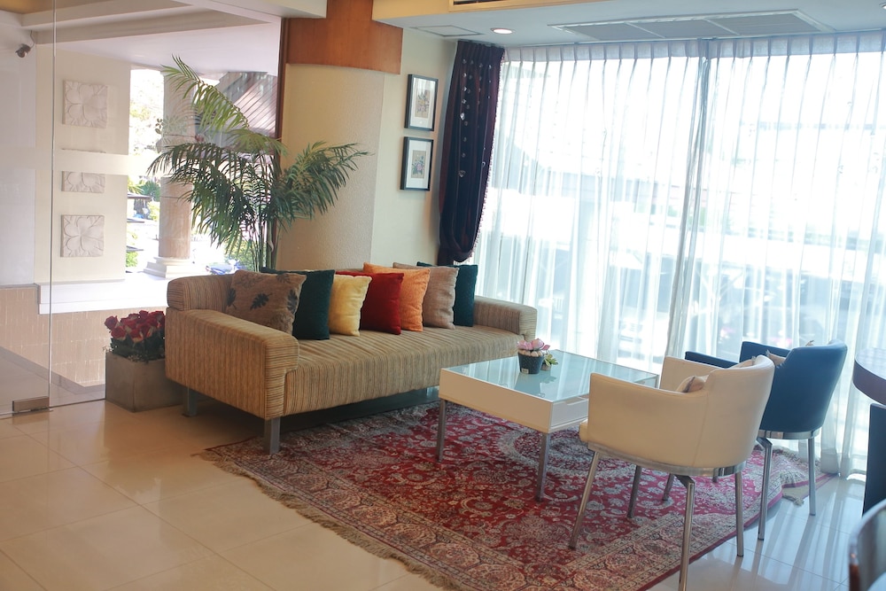 Murraya Residence 59/79