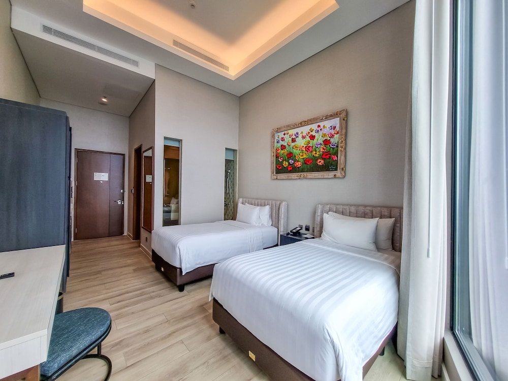 Trembesi Hotel BSD 14/50