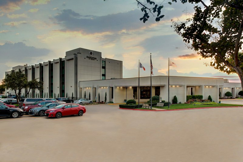 Doubletree By Hilton Hotel Arlington Dfw South 43/45