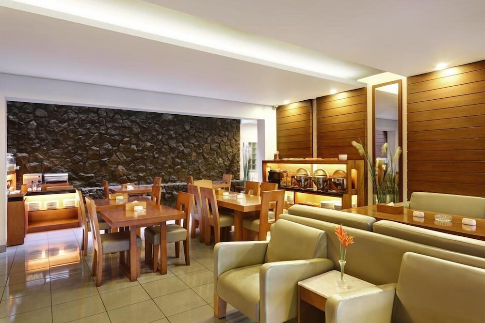 Hotel Ilos 16/19