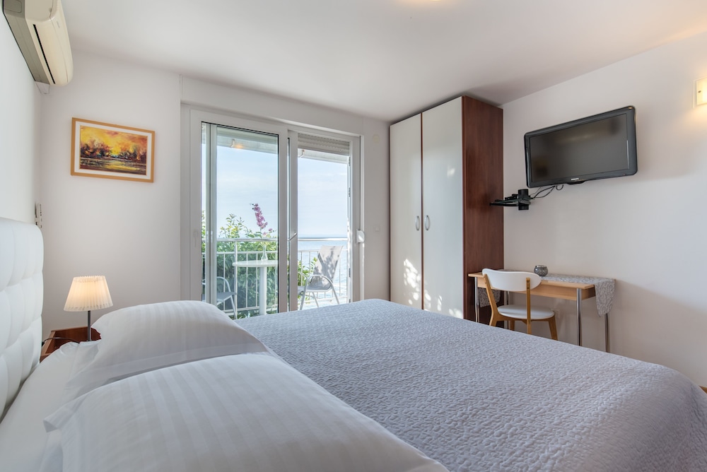 VILLA ZANIC 24/50