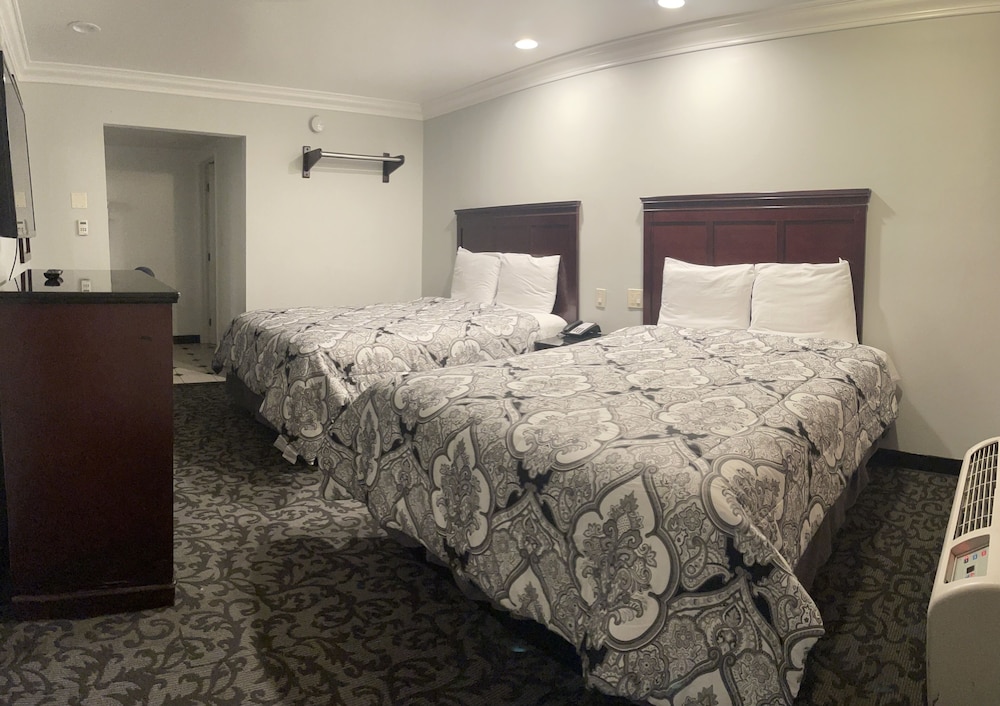 Capital City Inn Sacramento Convention Center CA 24/39