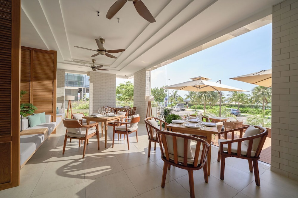 Signature By M Village Beach Front Hotel, a brand of Modern Village Lifestyle 33/50
