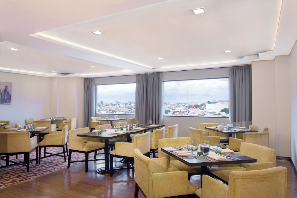 AIHO Hotel Medan 46/57