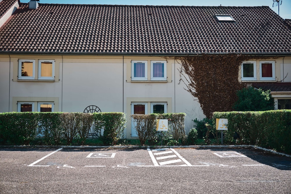 Premiere Classe Metz Nord Talange 49/52