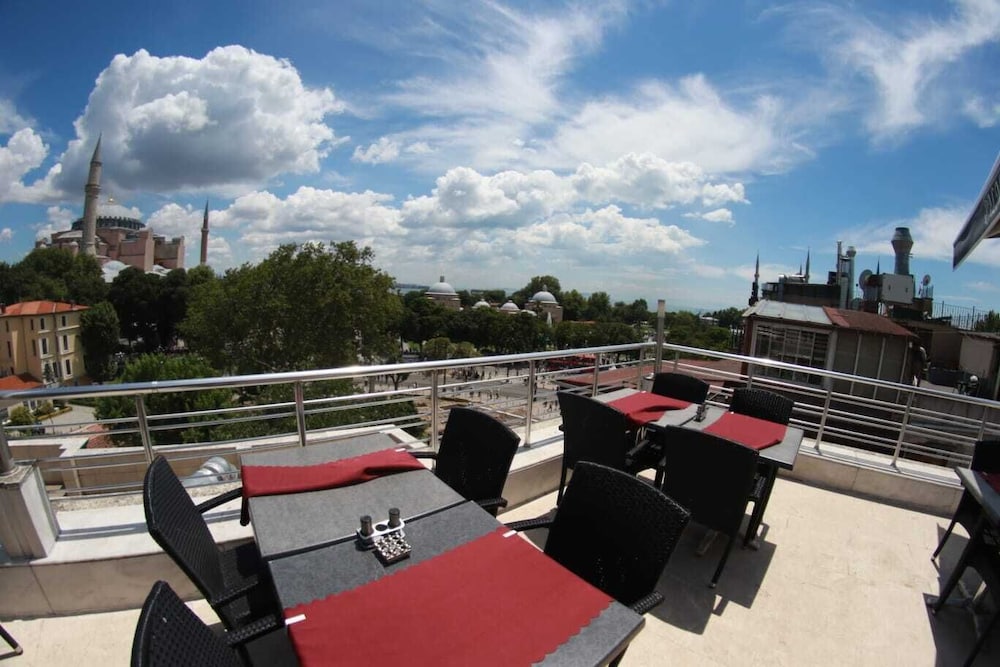 Ares Hotel Istanbul 30/39