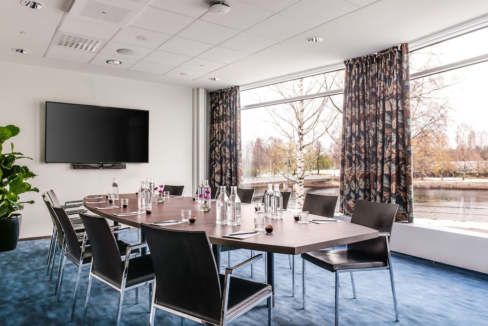 Radisson Blu Oulu 61/70