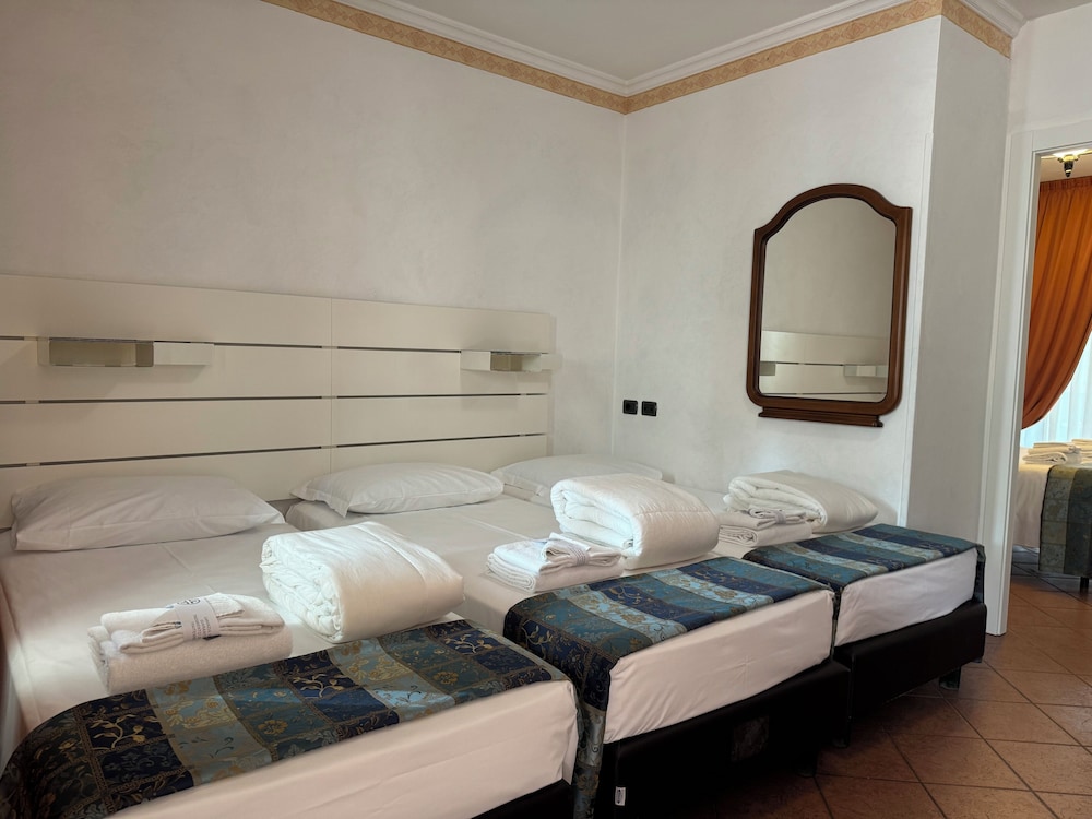 Euro House Inn Airport Hotel Residence 40/72