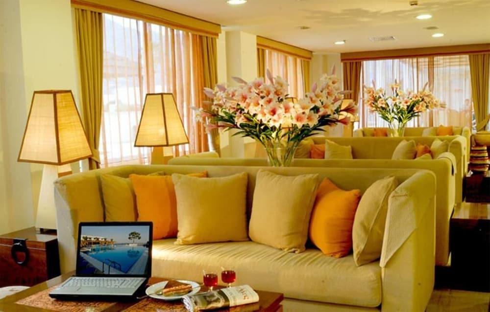 Kinetta Beach Resort Spa 32/56