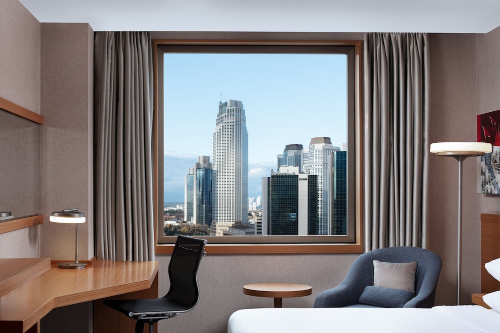 Delta Hotels By Marriott Istanbul Levent 53/70