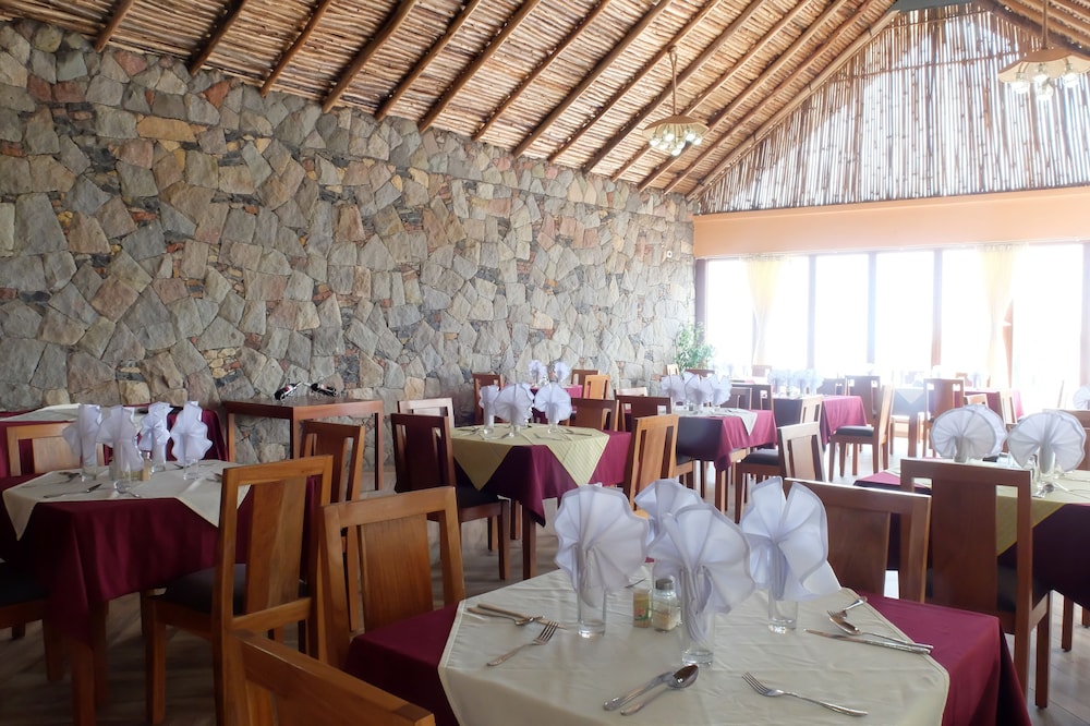 Mezena Lodge 33/50