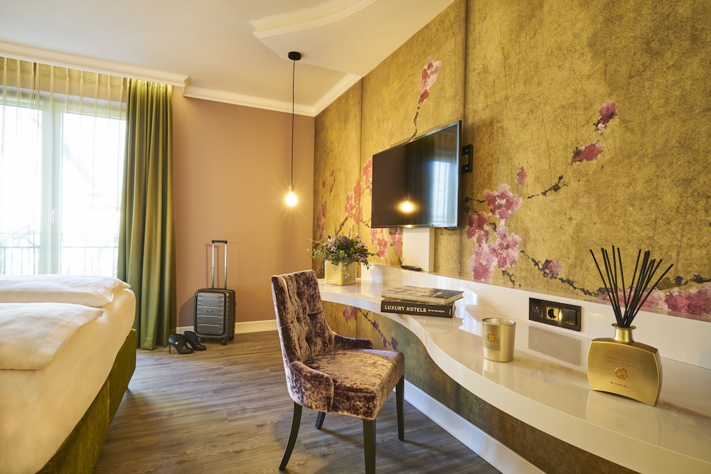 Classic Hotel Harmonie 65/77