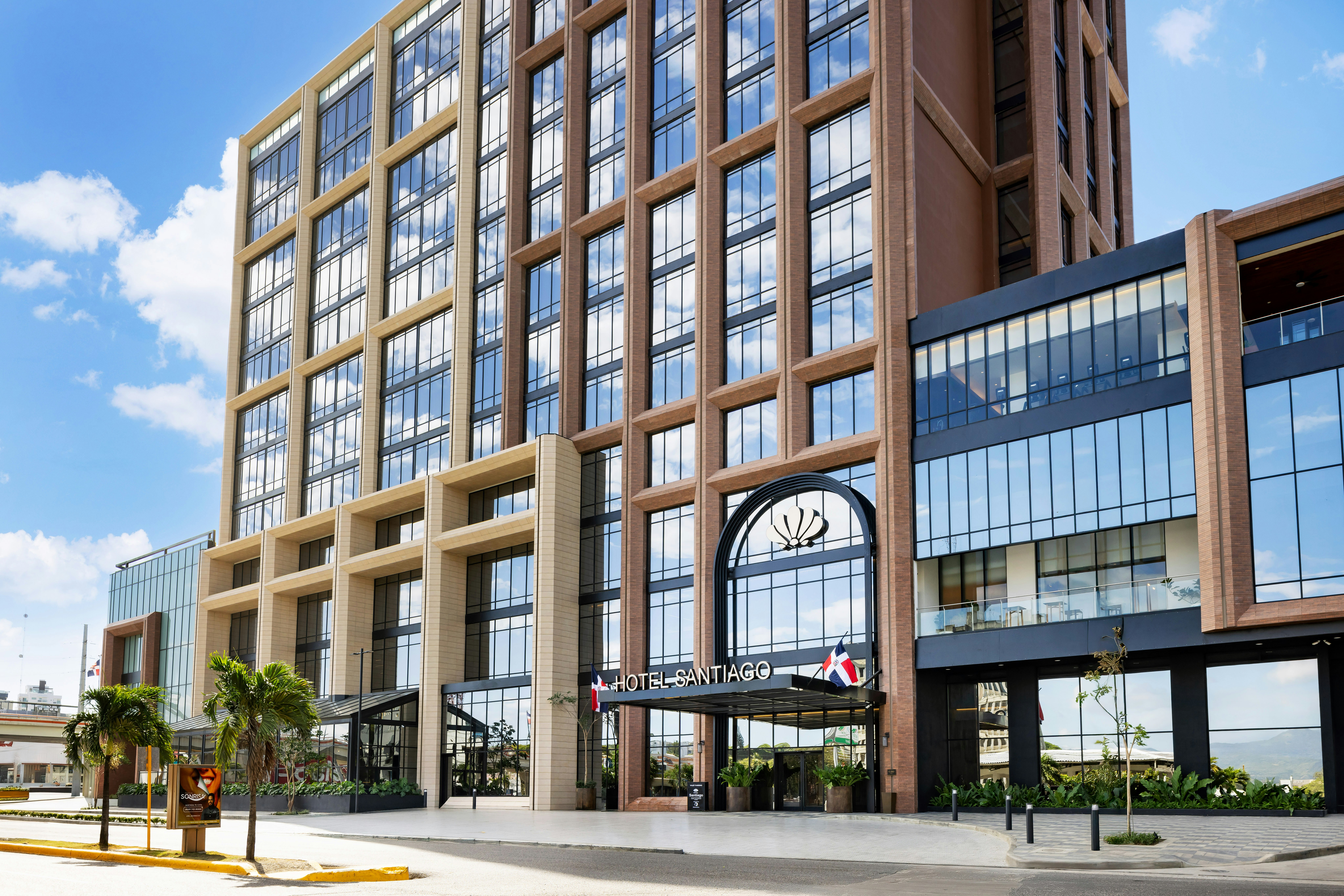 Hotel Santiago, Curio Collection by Hilton 49/59