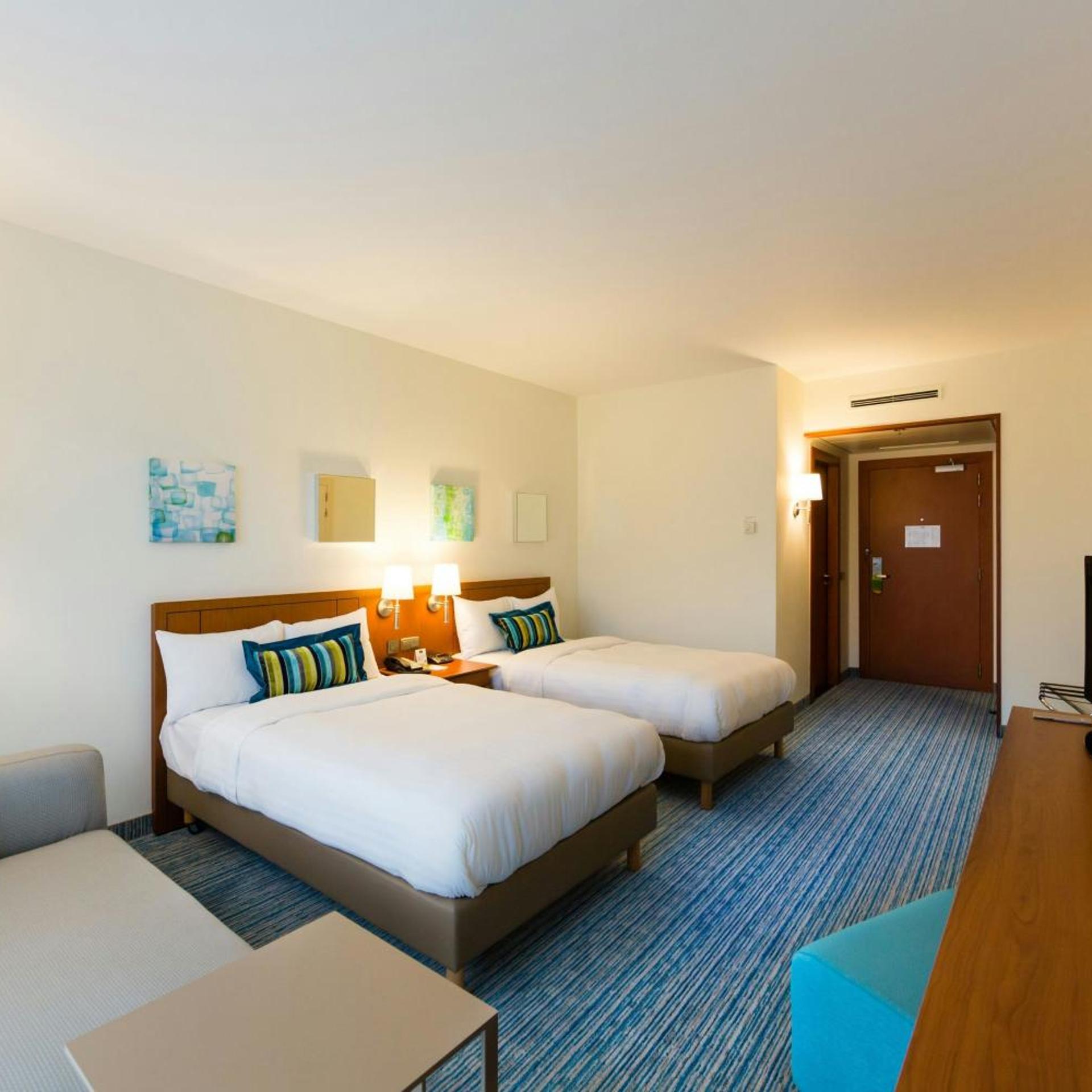 Guest Room, Deluxe, Twin Beds, Courtyard By Marriott Brussels 7/10