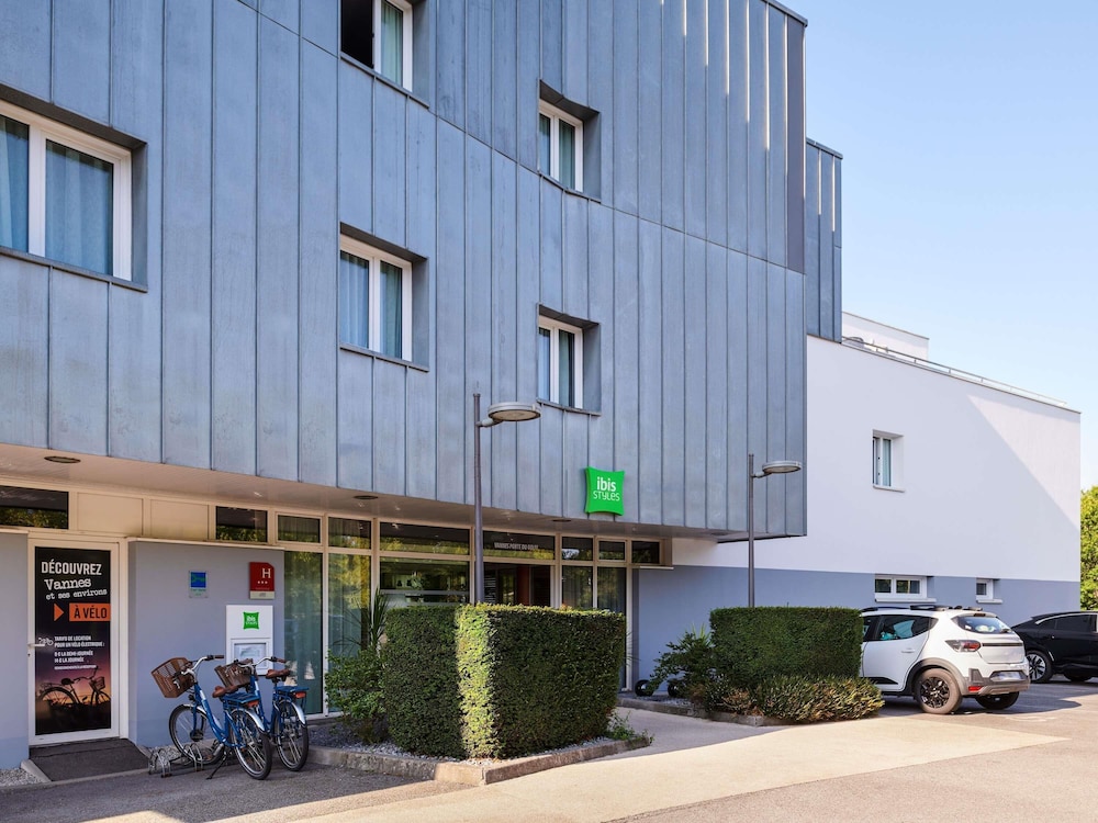 Kyriad Prestige Vannes Centre Palais Des Arts 61/66